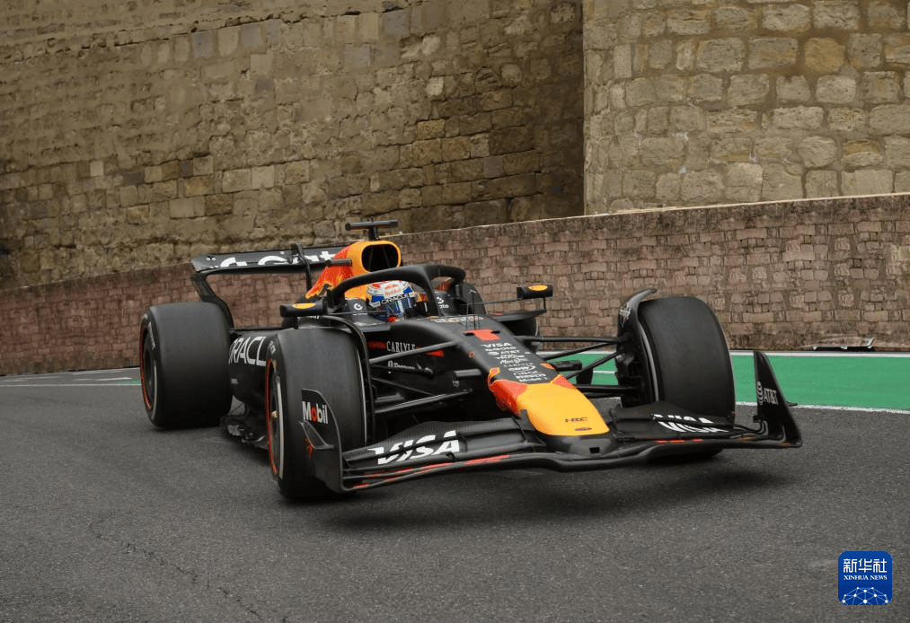 雷速足球直播-威廉姆斯碾压梅赛德斯，维斯塔潘状态火热