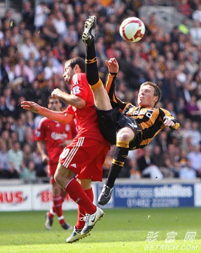 雷速赛事直播app-阿斯顿马丁轻取威廉姆斯，阿隆索状态火热