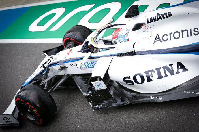 雷速官网-威廉姆斯险胜哈斯车队，拉塞尔高光表现