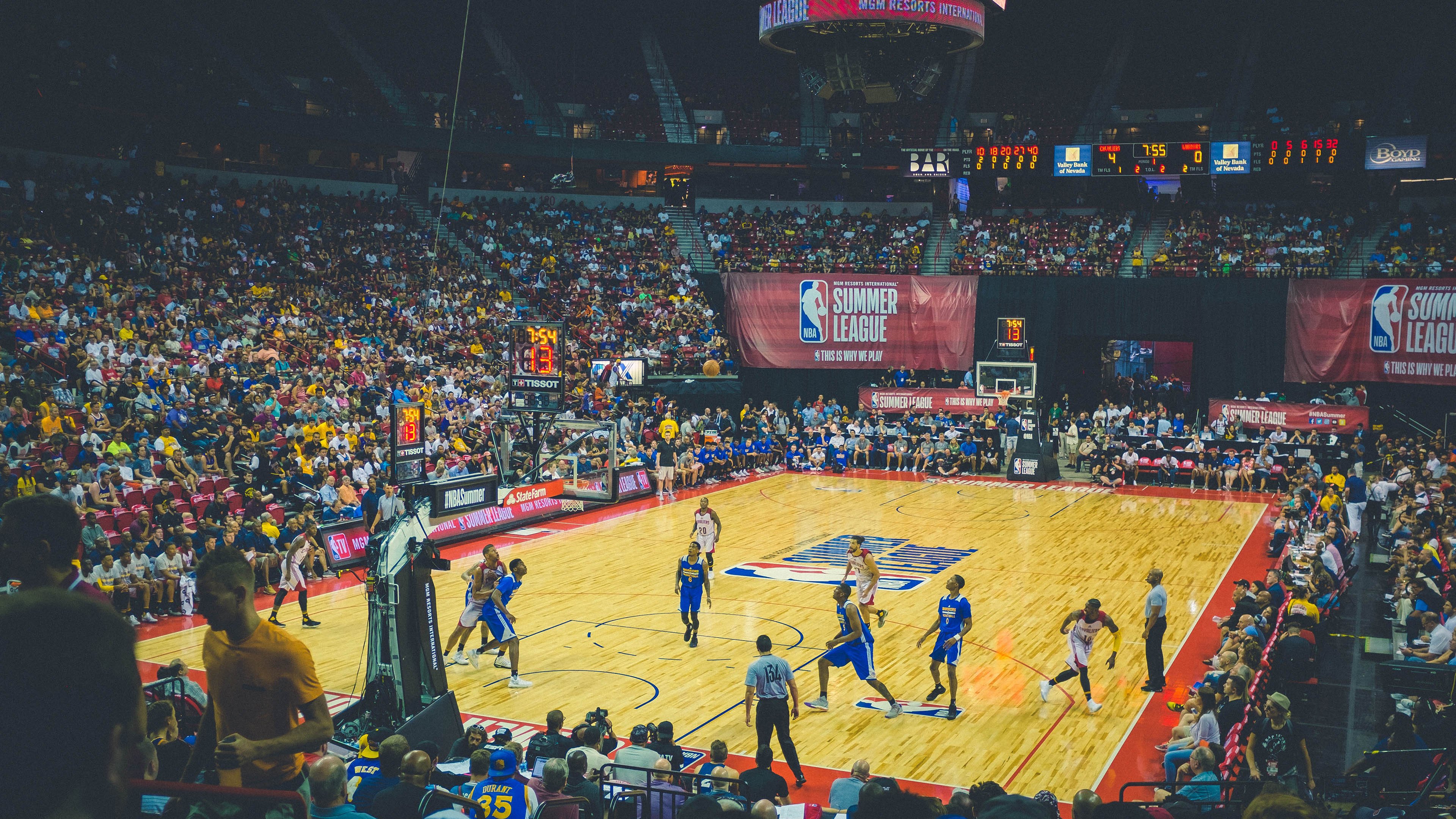 西甲国家德比焦点战与步行者强势拿下开拓者,竞技体育的永恒魅力